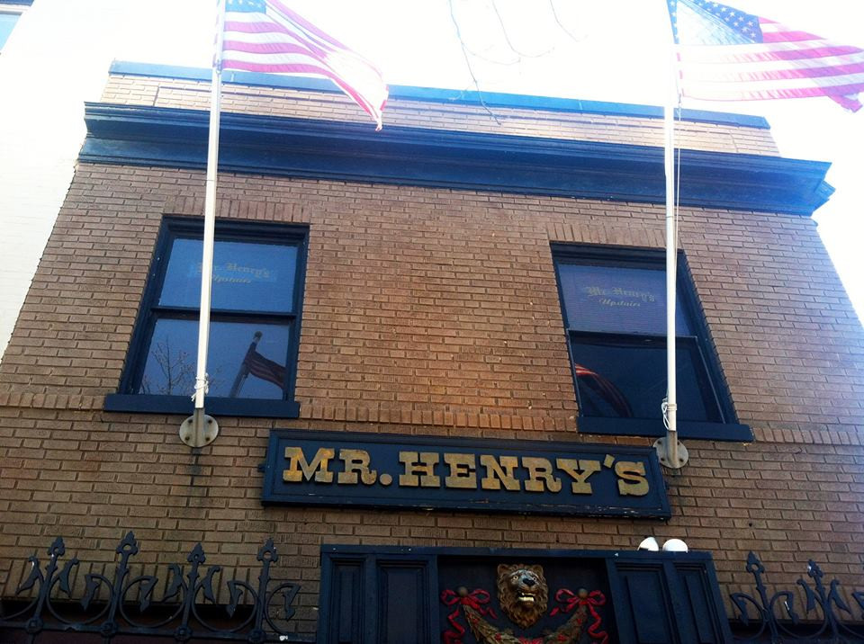 Mr. Henry's Restaurant, Washington, DC Booking Information & Music