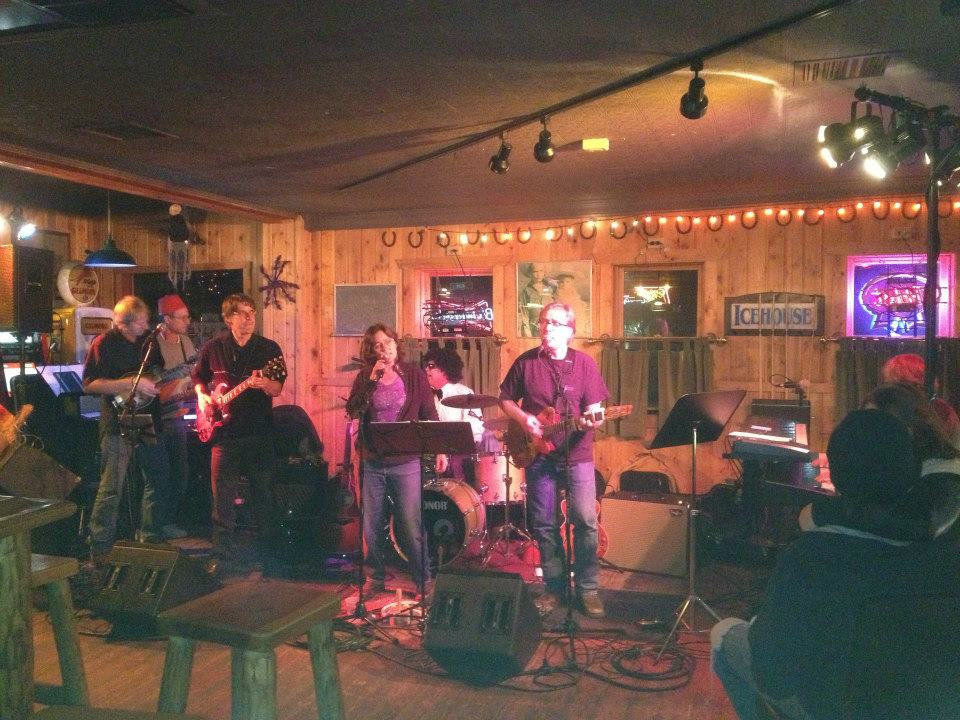 Gravel Bar, Ennis, MT - Booking Information & Music Venue Reviews