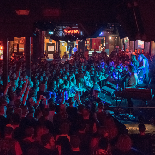 Cabooze, Minneapolis, MN Booking Information & Music Venue Reviews