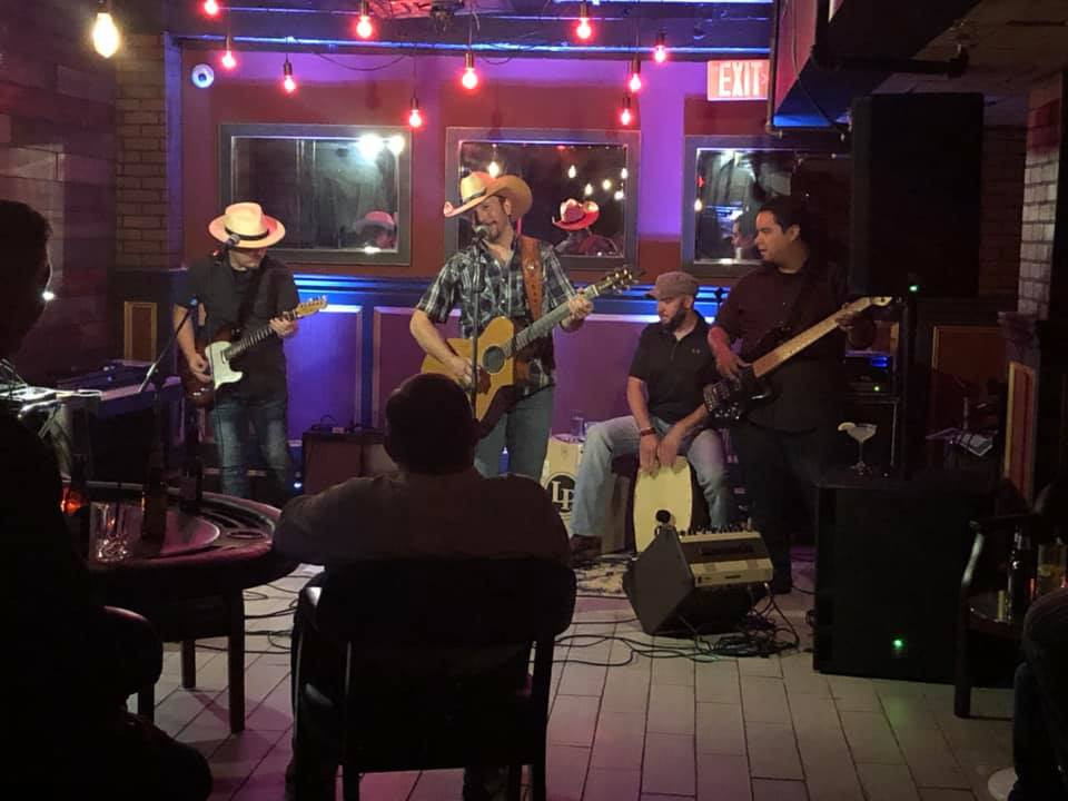 5 Knocks Speakeasy, Bryan, TX - Booking Information & Music Venue Reviews