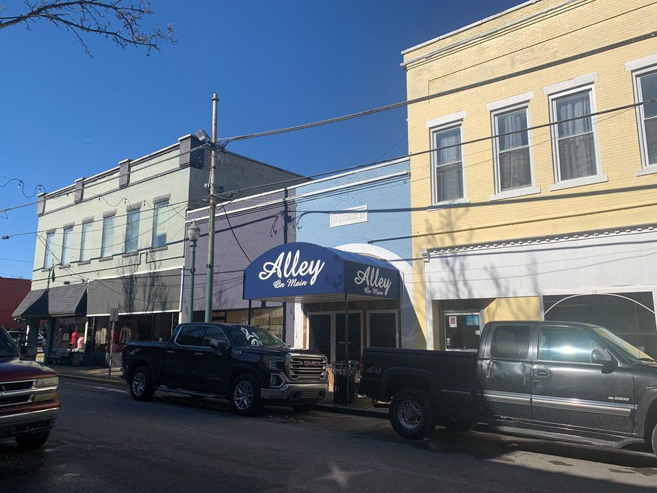 Alley on Main, Paintsville, KY Booking Information & Music Venue Reviews