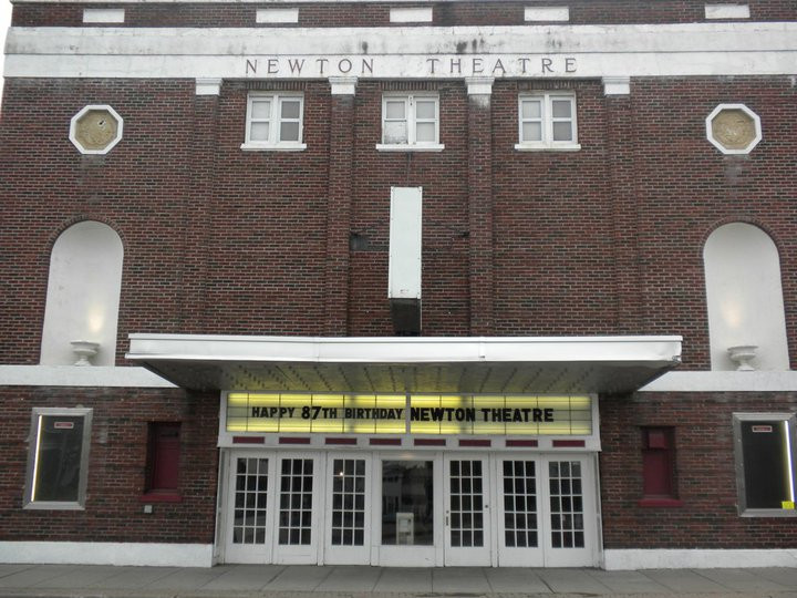 Newton Theatre, Newton, NJ Booking Information & Music Venue Reviews